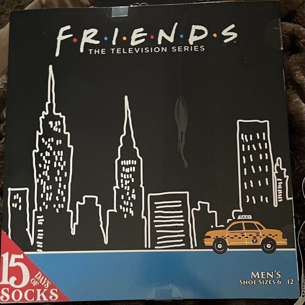 Men's Friends 15 Days of Socks Advent Calendar 15pk - Colors May Vary 6-12 NIP